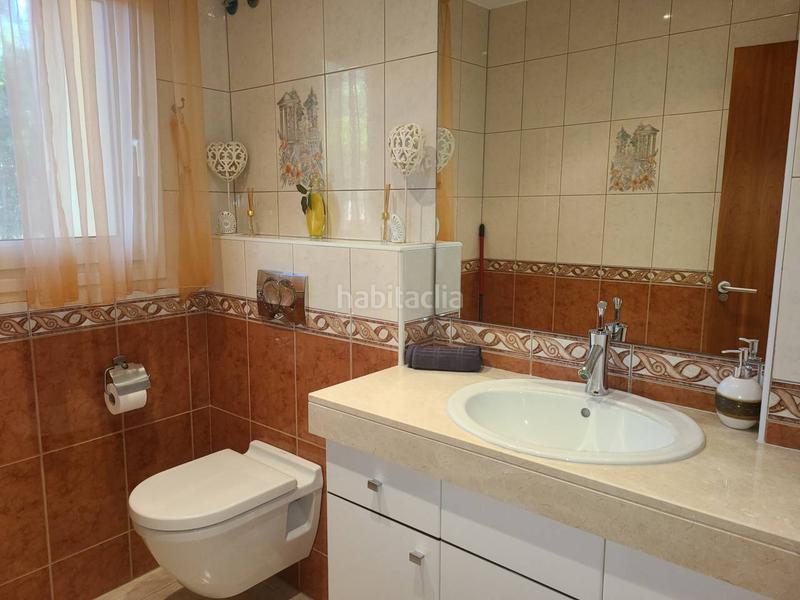 Foto f55c8949-2fa4-472f-904f-87581897d3f4. Xalet amb calefacció aparcament piscina a Peralada