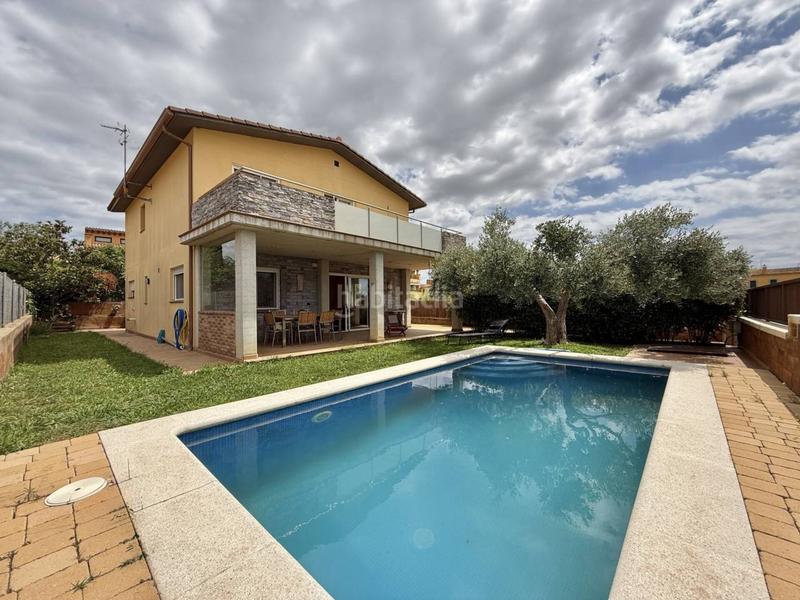 Foto 0fe21be3-7879-47ca-a25a-7b17d5028bce. Chalet venta chalet en Cistella