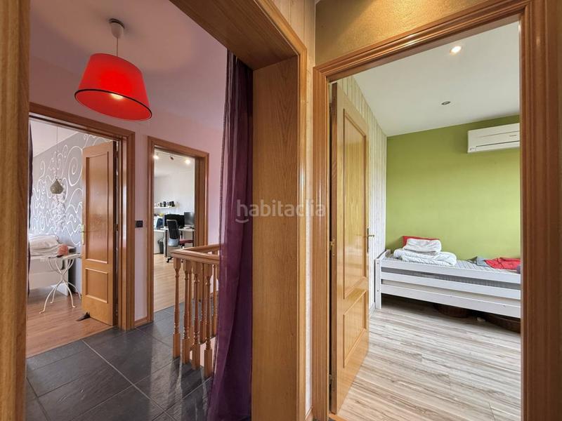 Foto 98a2c927-d9cf-44b0-bf56-3b9924ebe573. Chalet venta chalet en Cistella