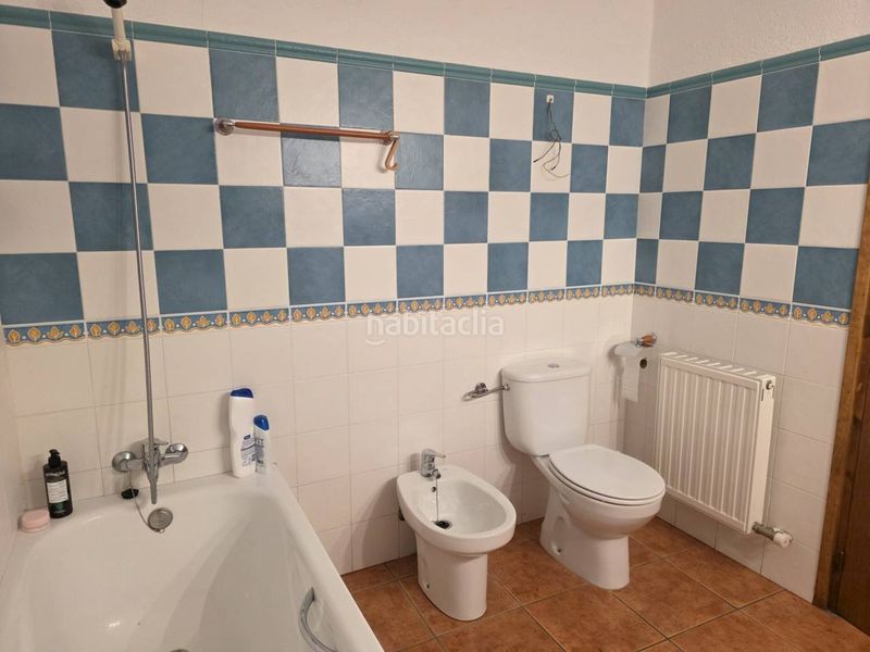 Foto 20d4869b-abde-4cb4-97b5-23b1f11577e7. Casa adossada amb calefacció a Darnius