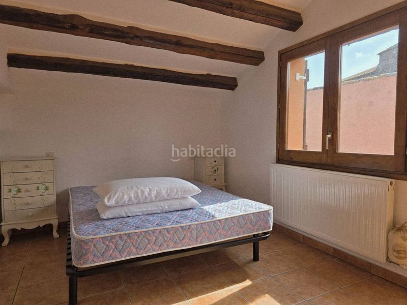 Foto 9bea87b0-c777-44a6-a72f-04efe3d74462. Casa adossada amb calefacció a Darnius