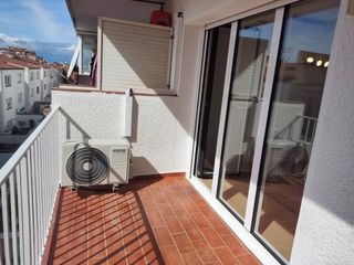 Appartamento  Avenida montserrst. Piso en el centro de roses