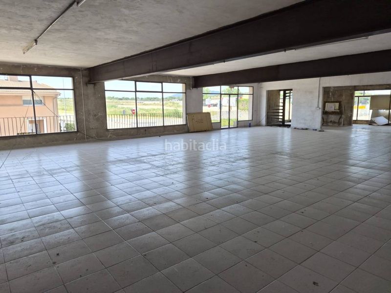 Foto e5a638b4-7e8e-459d-9af1-44ff7d39b2b2. Location bâtiment à usage industriel dans Vilafant
