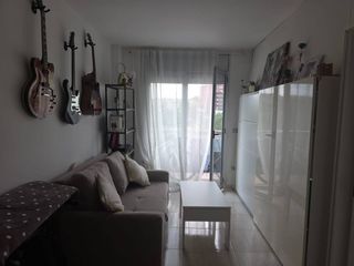 Appartement  Calle balmes. Estudio en buena zona con parquing
