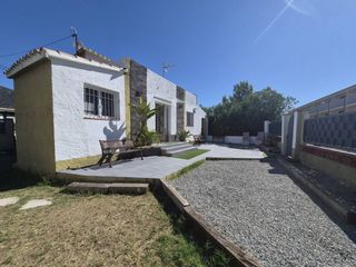 Chalet in Calle Urgell