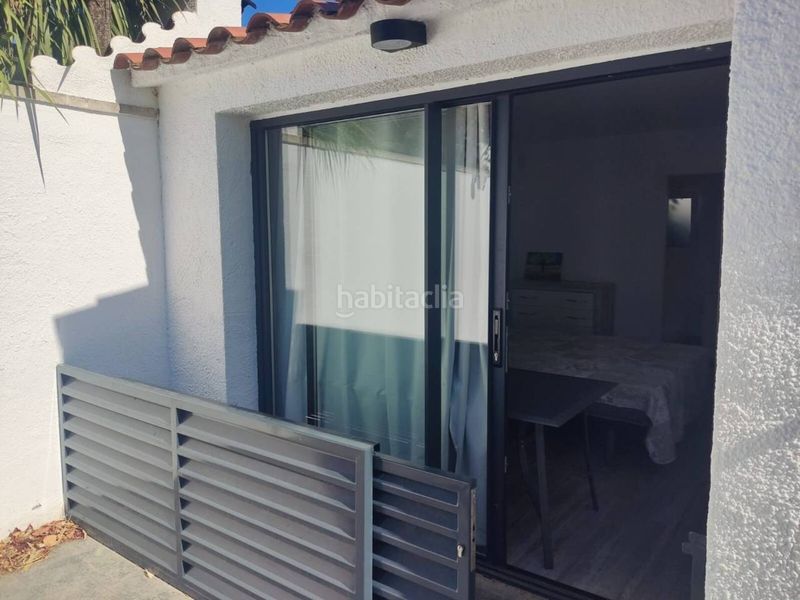 Foto 9e1082aa-2401-4346-a334-8d5c4081a729. Chalet con parcheggio piscina in Peni Empuriabrava