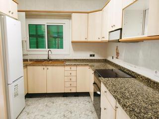 Casa  Carrer del vapor santueri. Apartamento en porto colom