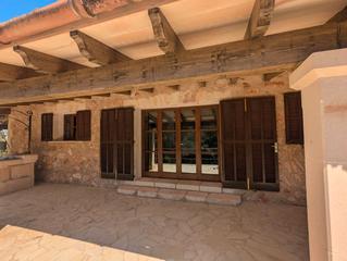 Lloguer Masia  N/a. Casa rústica en alquiler