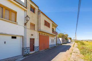 Casa aparellada  Carretera hoya bravo. Casa terrera a reformar en santa brígida