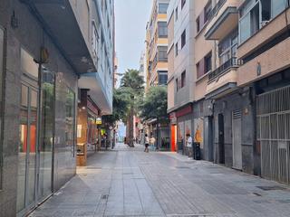 Piso  Calle joaquín costa. Piso en zona canteras