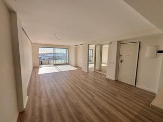 Lloguer Pis  Avenida dr ramon y cajal. Amplio y luminoso piso en el corazón de alicante con vistas al m
