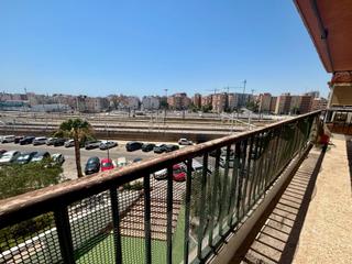 Appartement à Santo Domingo. Interesante y amplio piso a tan solo 10 minutos del corazón come