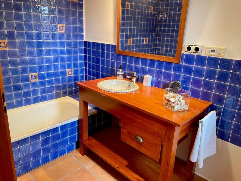 Foto 1294e1bc-7574-4dc9-b82f-ed0dcf023a94. Rent chalet with heating parking in Castalla