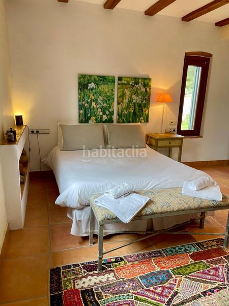 Foto ed56efd4-e83e-42f1-96c4-cf692aeb6d59. Rent chalet with heating parking in Castalla