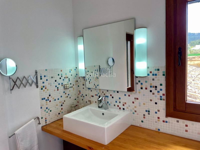 Foto f5cf607f-1f6b-4be2-bdc4-8d4713bcd9c9. Rent chalet with heating parking in Castalla