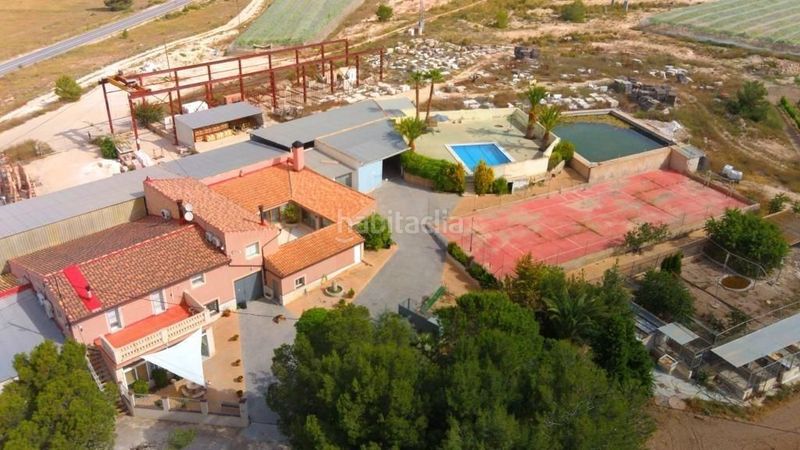 Foto 8540c2a6-572a-4905-9a57-d43a7303b870. Masia amb calefacció aparcament piscina a Monòver