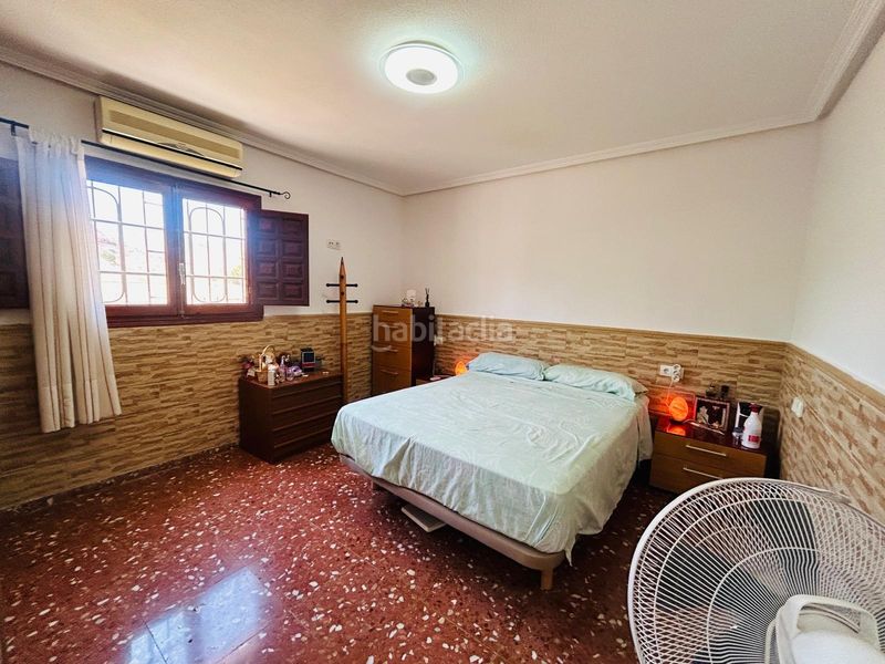 Foto 1925b574-af15-4051-b78c-1c0d0d302497. Chalet  independiente con casa de invitados, piscina privada y parcela urbana de 3.010 m2 en la Cañada del Fenollar en Alicante