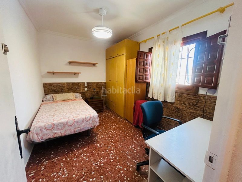 Foto 32e8ac4d-70ea-4e56-9f3e-ef45cd79df06. Chalet  independiente con casa de invitados, piscina privada y parcela urbana de 3.010 m2 en la Cañada del Fenollar en Alicante