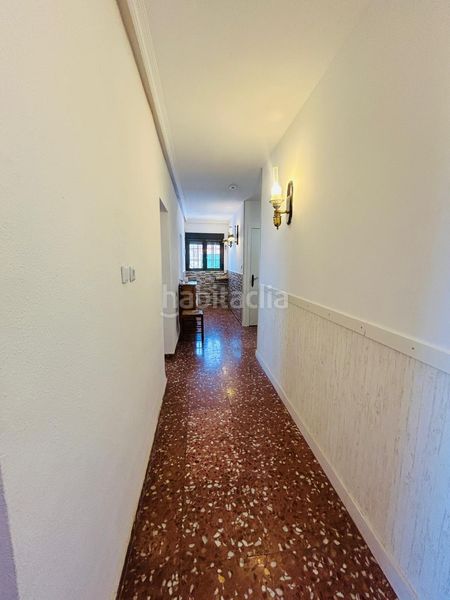 Foto 7fc90fde-9c3c-4b63-ad53-c8fb2c1ed891. Chalet  independiente con casa de invitados, piscina privada y parcela urbana de 3.010 m2 en la Cañada del Fenollar en Alicante
