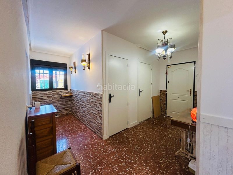 Foto b1ecdbf7-1656-4d17-8b5f-52c33ed85587. Chalet  independiente con casa de invitados, piscina privada y parcela urbana de 3.010 m2 en la Cañada del Fenollar en Alicante