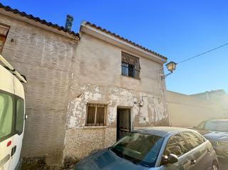 Mas à Pintor albert 8. Casa de pueblo para reformar en pinoso