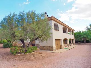 Xalet  Partida partida el rebento. Chalet en finca de 10.000 m2  ubicada en el entorno residencial