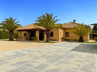 Xalet en Polgono zapatera 25. Chalet en sax