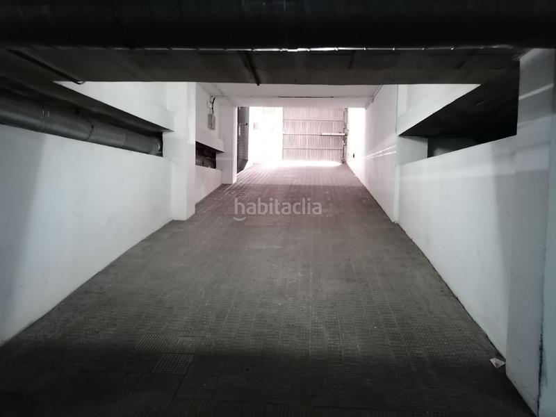 Foto e6d8c69f-c162-4bb9-a37b-c9ac7aac1ebb. Parking voiture dans Centro Sant Vicent del Raspeig