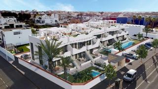 Planta baixa a Pilar de la Horadada Ciudad. Esta nueva promoción de bungalows destaca por su diseño moderno