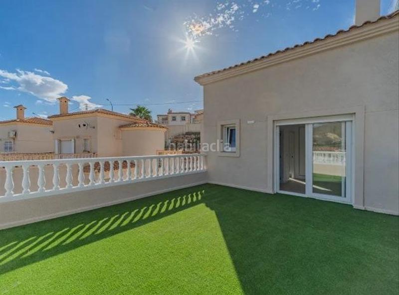 Foto 5d5f21fc-e273-4f9f-b433-8d729fb4cc14. Casa adossada amb calefacció aparcament a Pueblo Acantilado-Lanuza Campello (el)