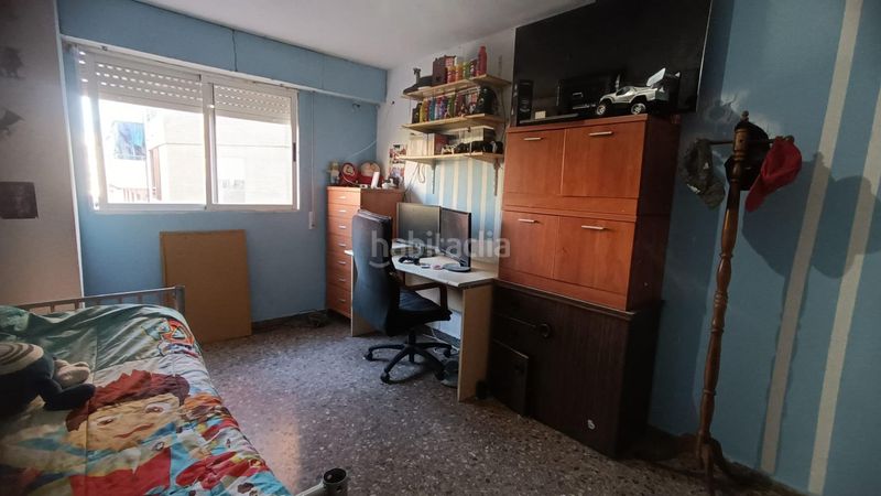 Foto a8001bc3-c8d0-44c3-8e1d-8c893d28a046. Pis a Los Ángeles Alicante