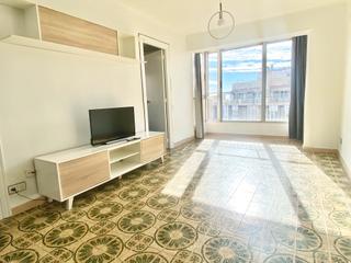 Etagenwohnung in Carrer de campoamor 2. En el corazn de reus