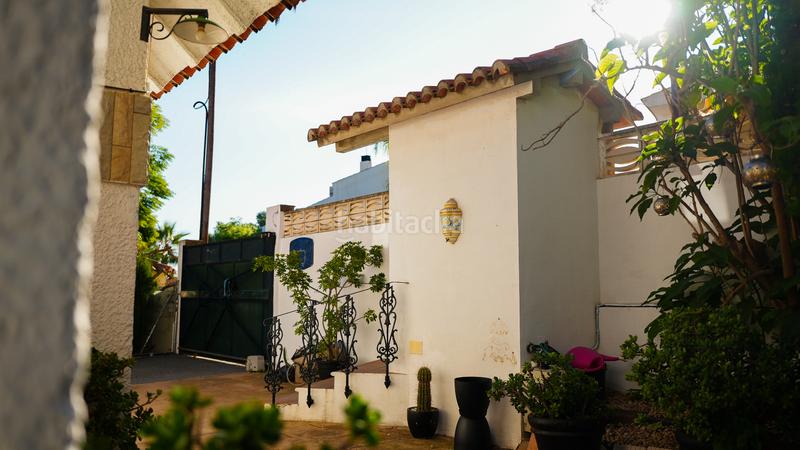 Foto 1b49d675-6e56-4cd4-a157-425b1521a804. Chalet con parcheggio piscina in El Vedat - Santa Apolonia Torrent