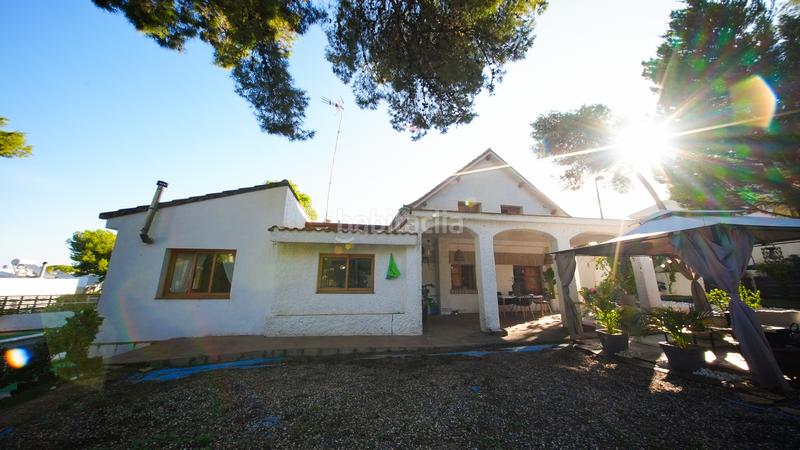 Foto 93d8cb9a-46e9-4014-8bc1-f410e349be8e. Chalet mit parking pool in La Creu del Grau Valencia
