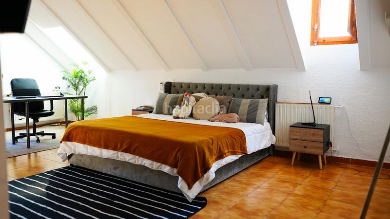 Foto c4860556-9a34-4d0f-beca-58426faa945f. Chalet mit parking pool in La Creu del Grau Valencia