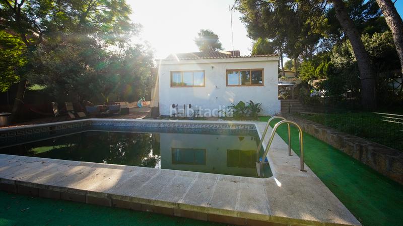 Foto bbad8f74-cf50-4cf0-b789-8e5ac7c7e88a. Xalet amb aparcament piscina a La Creu del Grau Valencia