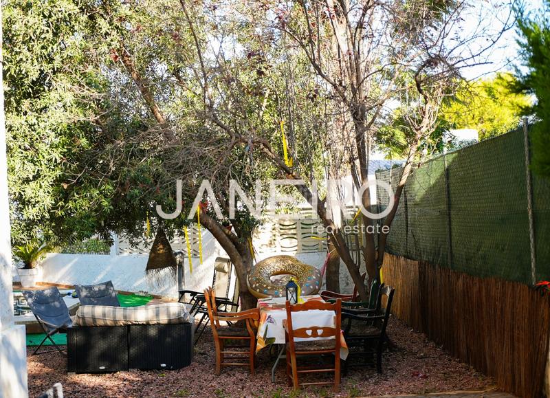 Foto 5bab5ece-f171-429c-8667-44d72ec4e5b7. Chalet en El Vedat - Santa Apolonia Torrent