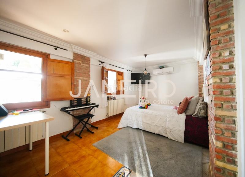 Foto 13886d30-09a1-4696-bd52-7d7d724ff294. Chalet con parcheggio piscina in El Vedat - Santa Apolonia Torrent