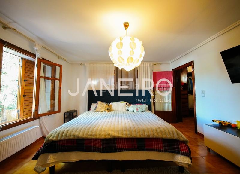 Foto 3d51315b-9e78-4eb6-8356-9a548c06e0d7. Xalet amb aparcament piscina a El Vedat - Santa Apolonia Torrent