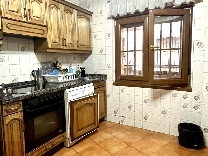 Foto 310d1795-282f-4588-ab12-2cbd9f986890. Piso en calle de chile 20 piso en gijon en El Natahoyo Gijón