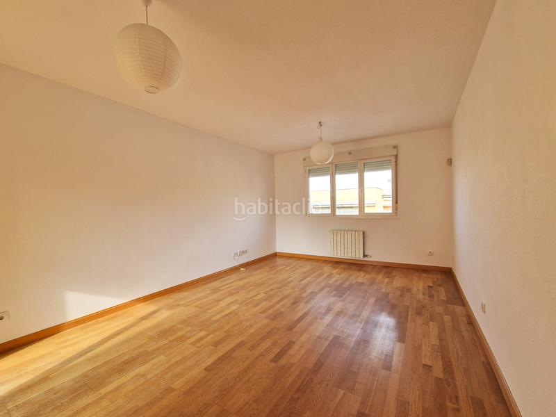 Foto 488bd2d5-3570-476f-a531-4b6dcaa002f7. Affitto casa a schiera con riscaldamento parcheggio in Toledo