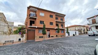 Edifici  Plaza constitución 14. Edificio en huerta de valdecarabanos