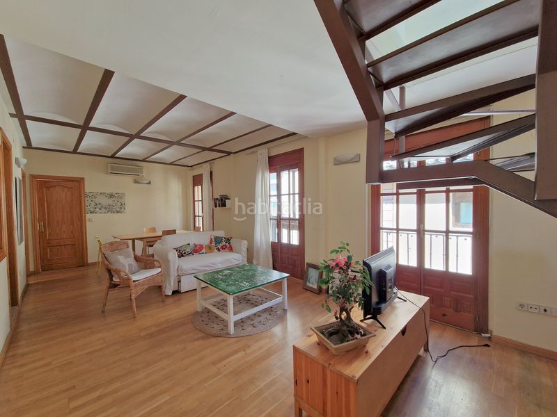 Foto 520dbb01-5f26-4306-8d21-d11ad72410e6. Dúplex amb calefacció a Casco Histórico Toledo