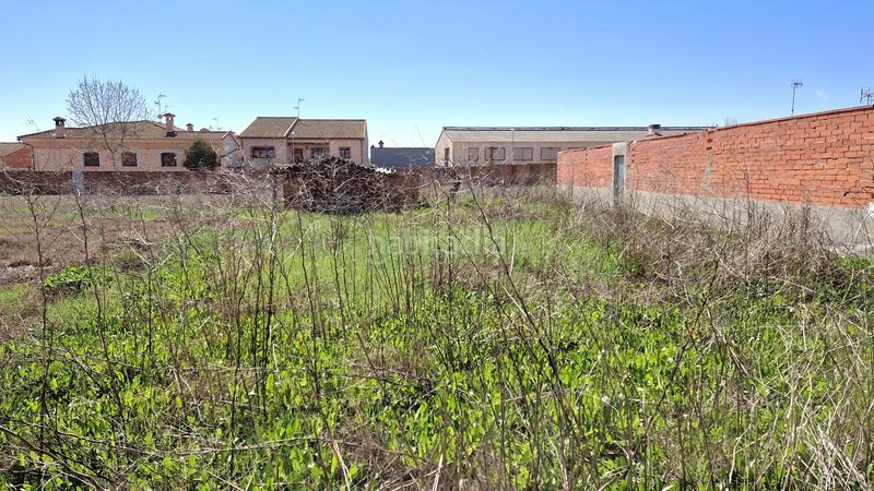 Foto a51db88f-b330-4275-aaa3-3b9fb9989c12. Terreny residencial a calle jacinto guerrero 23c a Mocejón