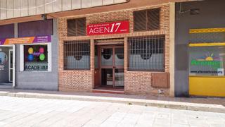 Local commercial à Calle agen 17. Local en toledo capital