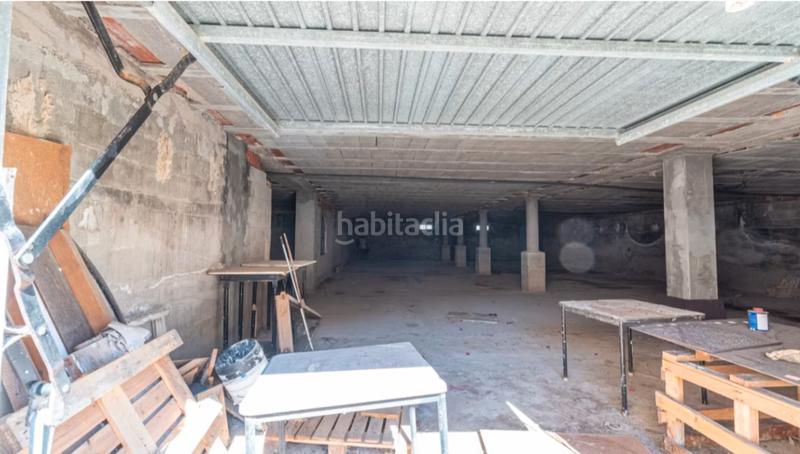 Foto 30aa3f32-6351-4563-bb97-a8798bdf8b9d. Local comercial a partida platja almadrava carrer 1-d 2 a Poblets (els)