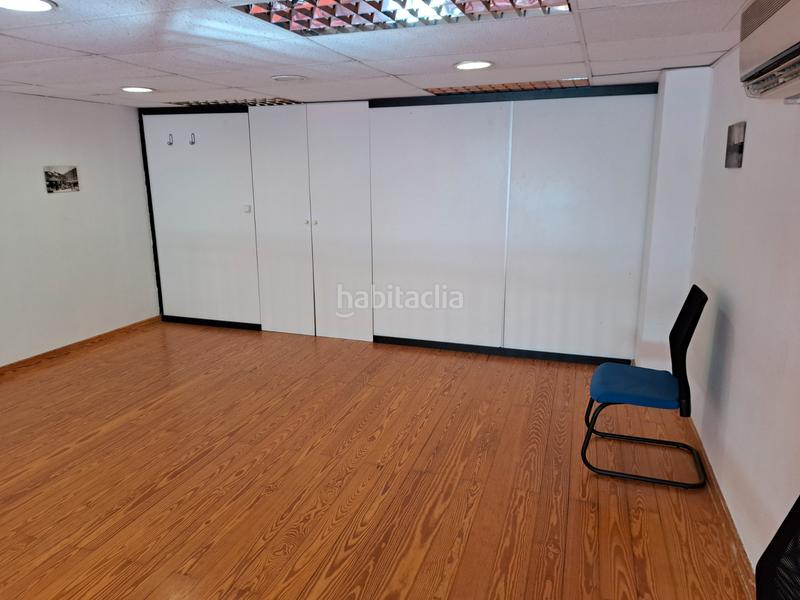 Foto 1ac024cd-f37b-4289-b78a-218cd96493b4. Locale commerciale in carrer ciutat de laval 13 in Gandia