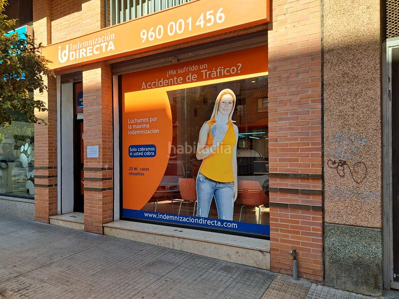 Foto 6fa375f7-d40c-4108-9400-97fbd6d1bf04. Locale commerciale in carrer ciutat de laval 13 in Gandia