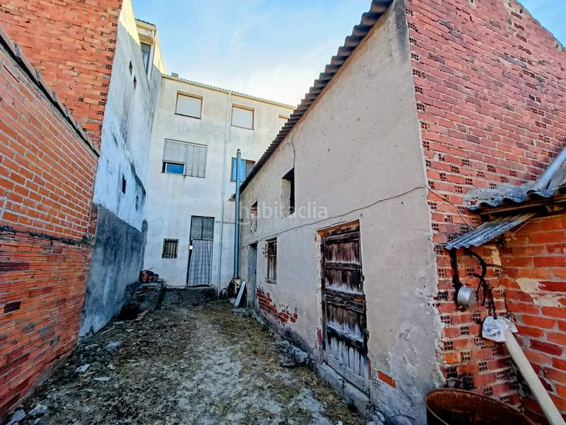 Foto d0bbbcff-87b0-44ea-a457-2d46cd60b6b0. Casa con riscaldamento parcheggio in Íscar