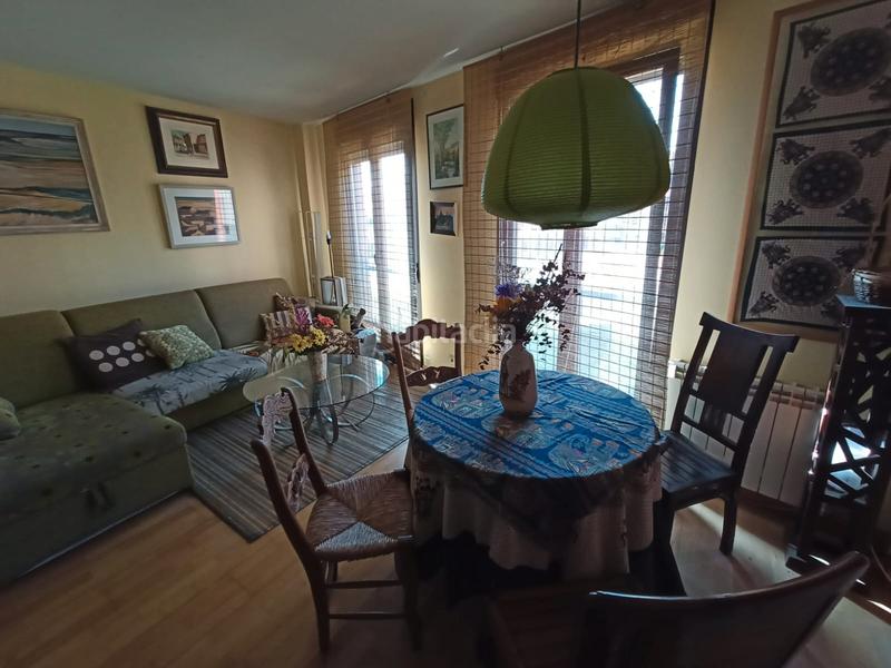 Foto e14971bb-b2b3-465d-9728-0512762b32a1. Dúplex amb calefacció a Caño Argales Valladolid